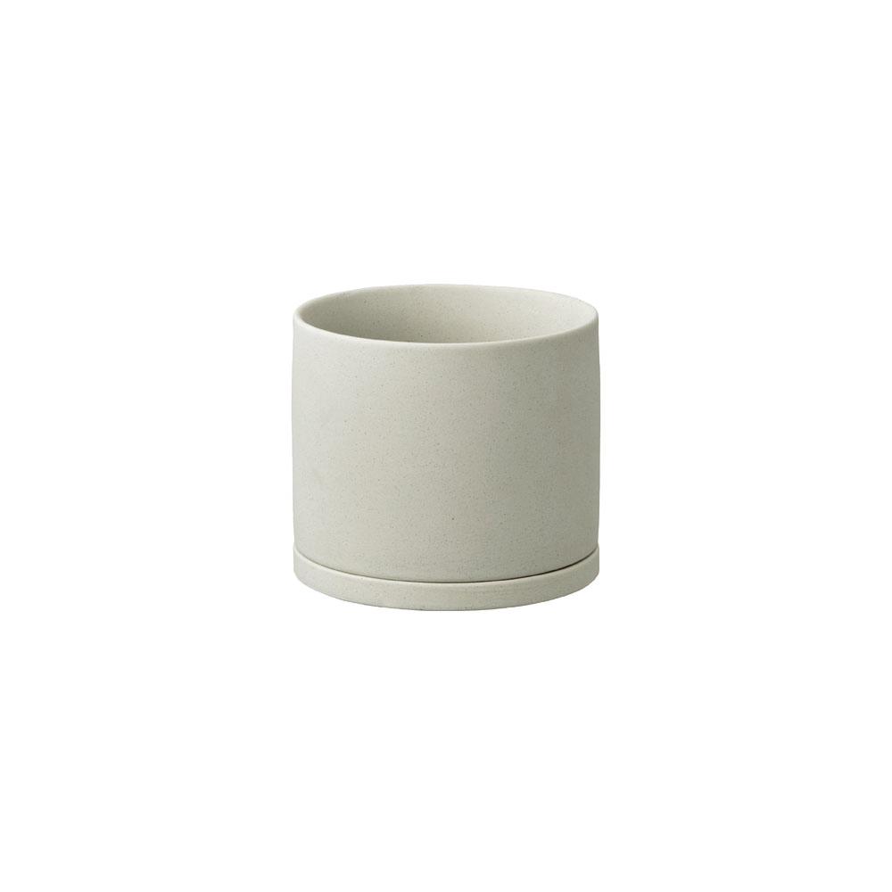 Kinto medium plant pot in light grey, 4" diameter.