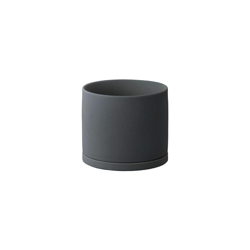 Kinto dark grey 4" plant pot against white background