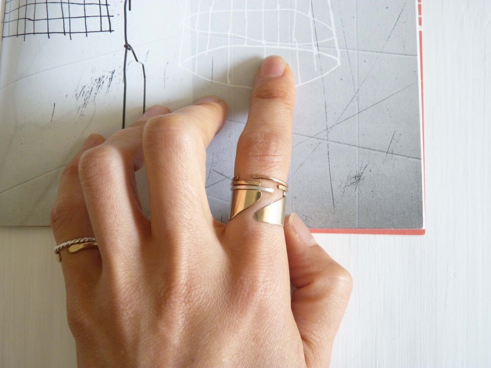 Diagonal Ring - Acacia