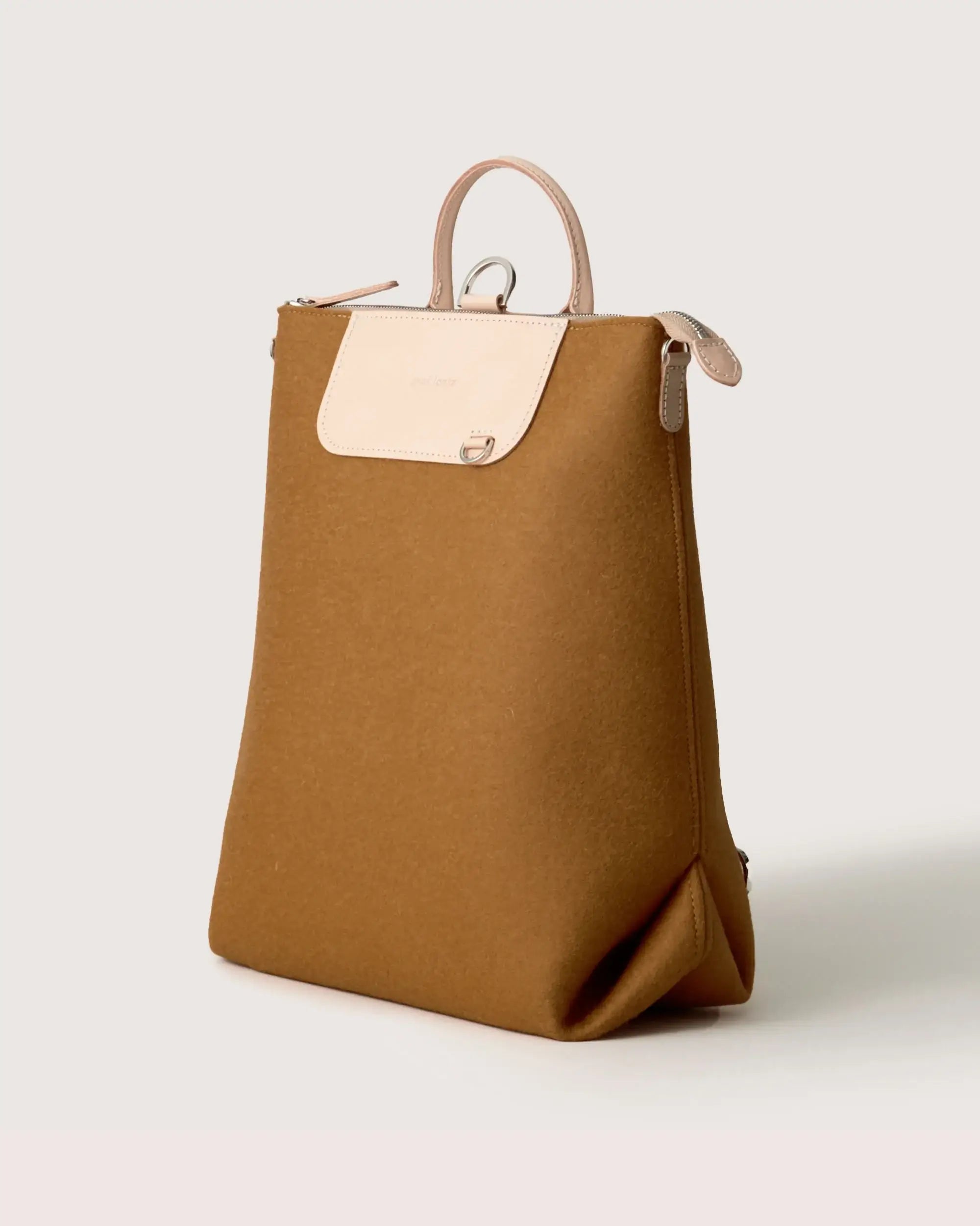 acacia leather backpack Amkan Buckle Moroccan Interior perfect for your day to day commute to work best acadia classic leather backpack