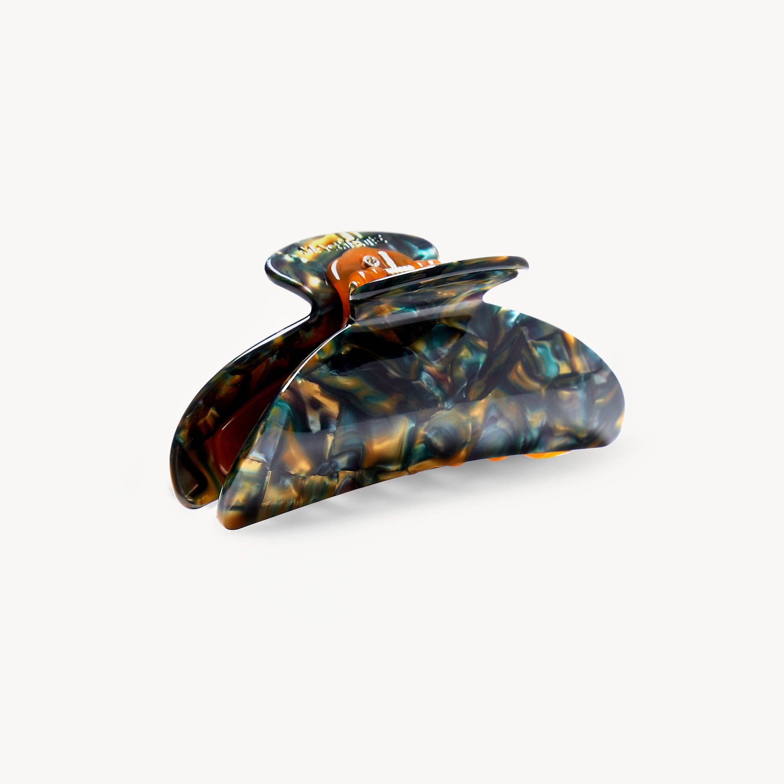 Midi Heirloom Claw in Green Tortoise, handcrafted Italian acetate hair clip for medium hair volumes.
