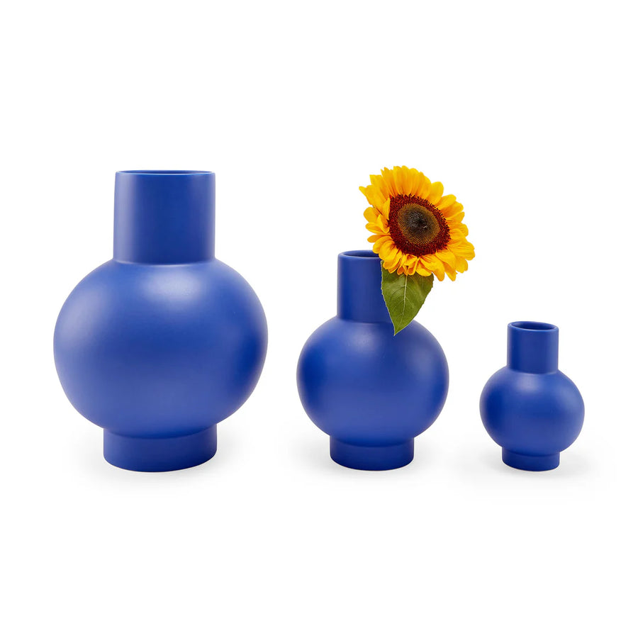 Raawii Strøm Vases, Horizon Blue