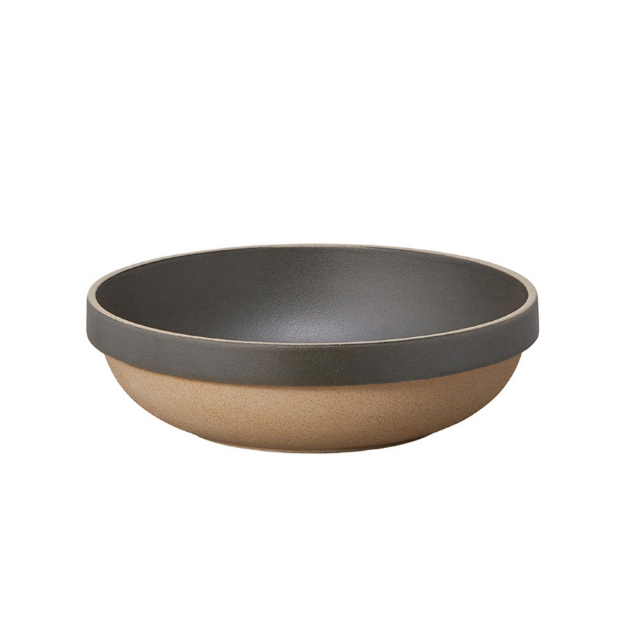 Hasami Porcelain Medium Bowl - Round, Black