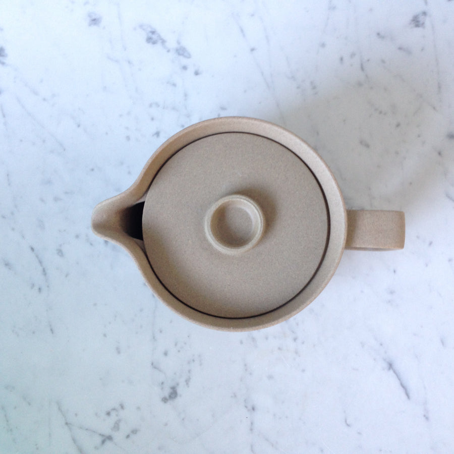Hasami Porcelain Tea Pot, Natural - Acacia