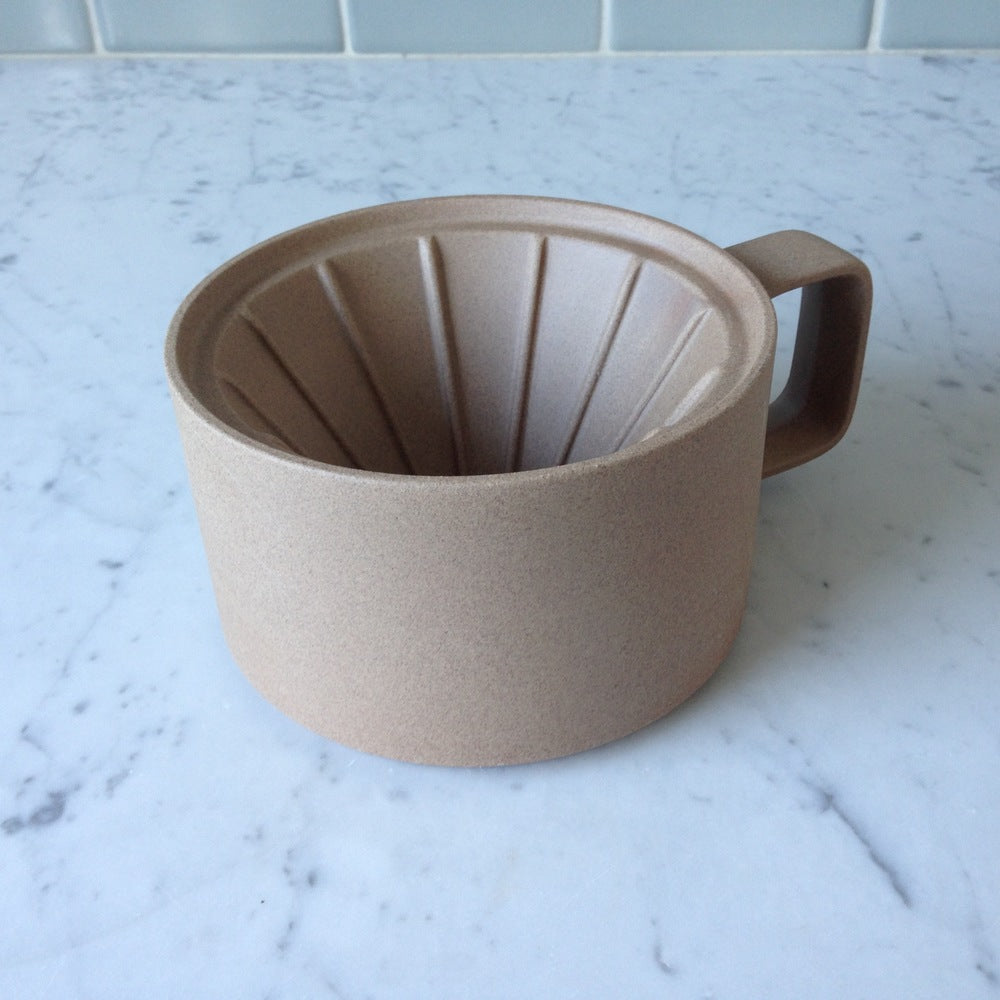 Hasami Porcelain Dripper, Natural - Acacia