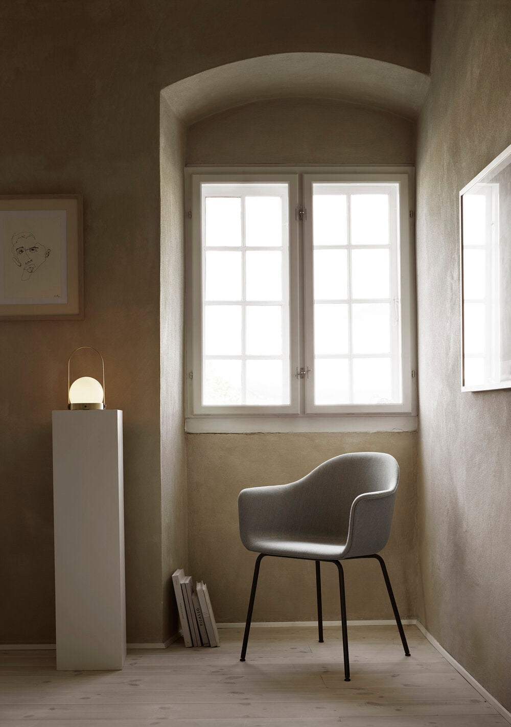 Carrie LED Lamp, Black - Acacia