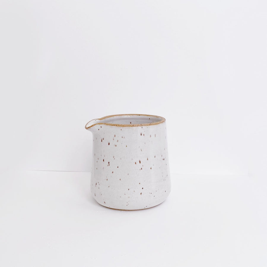 m.Bueno Speckled White Pour Bowl / Creamer
