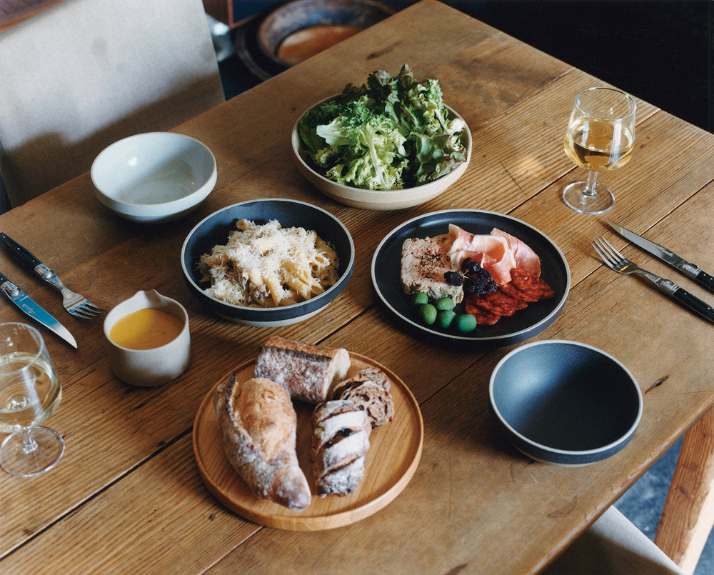 Hasami Porcelain Large Bowl - Round, Gloss Grey - Acacia