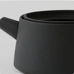Tetu Cast Iron Kettle - Acacia